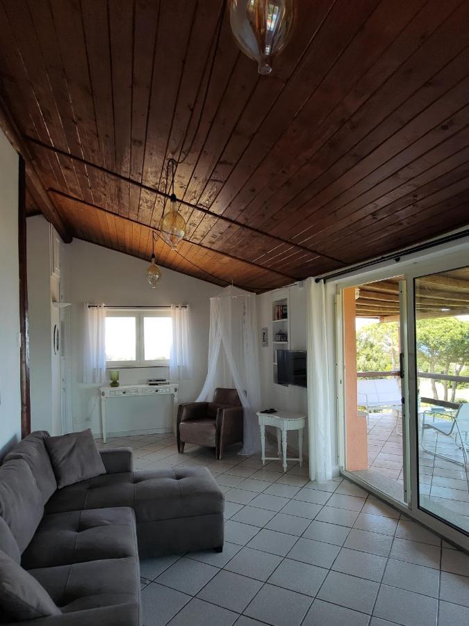 Villa Unica - Appartamenti Alba E Tramonto Isola Rossa Buitenkant foto